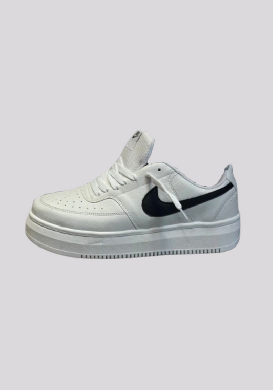 Tênis Nike Court Vision